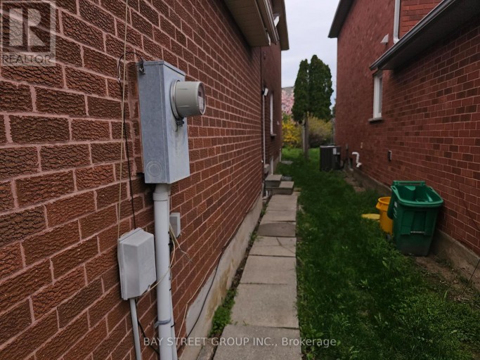 BASEMENT #1 - 3177 COLONIAL DRIVE, Mississauga (Erin Mills), Ontario, L5L5L3
