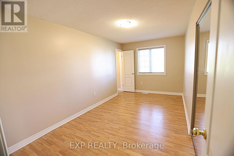 9 - 2 HARBOUR DRIVE, Hamilton (Lakeshore), Ontario, L8E6B1