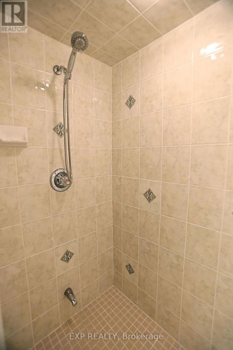 9 - 2 HARBOUR DRIVE, Hamilton (Lakeshore), Ontario, L8E6B1