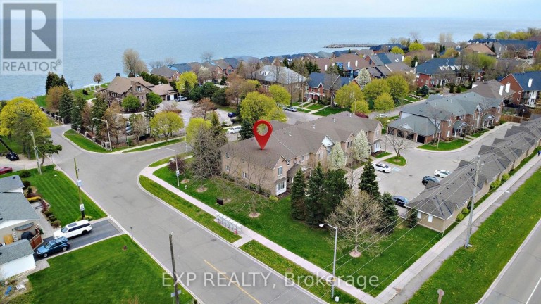9 - 2 HARBOUR DRIVE, Hamilton (Lakeshore), Ontario, L8E6B1