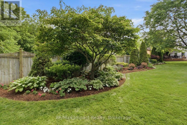43 PARK ROAD S, Oshawa (O'Neill), Ontario, L1J4G7