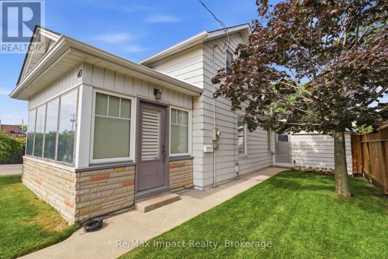 43 PARK ROAD S, Oshawa (O'Neill), Ontario, L1J4G7