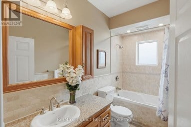 43 PARK ROAD S Oshawa (O'Neill) Ontario photo 34