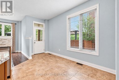 35 AUBURN COURT Barrie (Ardagh) Ontario photo 12