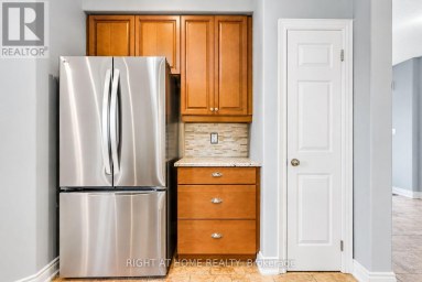 35 AUBURN COURT Barrie (Ardagh) Ontario photo 14