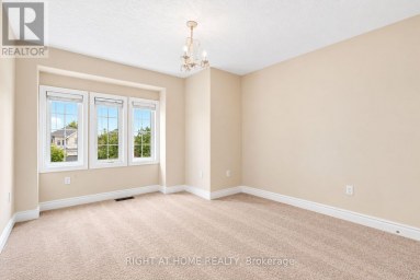 35 AUBURN COURT Barrie (Ardagh) Ontario photo 31