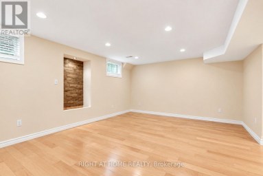 35 AUBURN COURT Barrie (Ardagh) Ontario photo 38