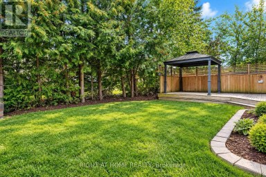 35 AUBURN COURT Barrie (Ardagh) Ontario photo 45