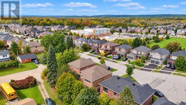 35 AUBURN COURT Barrie (Ardagh) Ontario photo 50