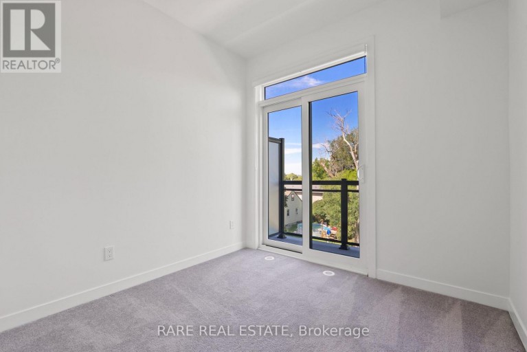 15 - 4045 HICKORY DRIVE, Mississauga (Rathwood), Ontario, L4W0G6