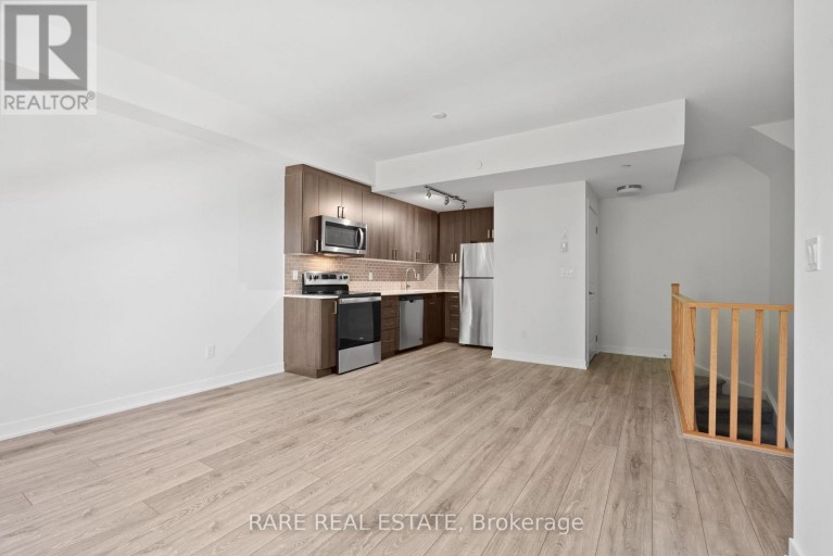 15 - 4045 HICKORY DRIVE, Mississauga (Rathwood), Ontario, L4W0G6