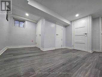 BSMT - 984 OSSINGTON AVENUE Toronto (Dovercourt-Wallace Emerson-Junction) Ontario photo 2