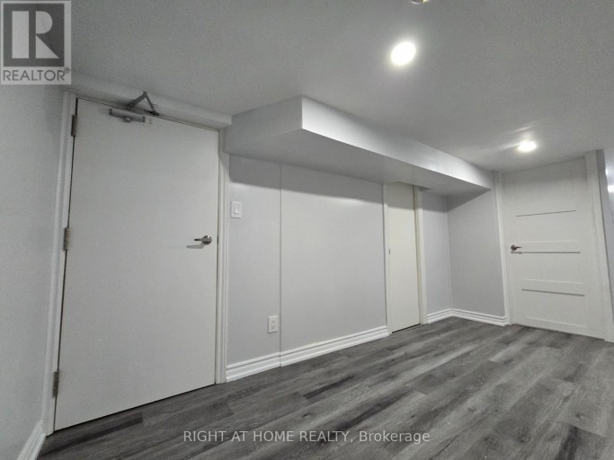 BSMT - 984 OSSINGTON AVENUE, Toronto (Dovercourt-Wallace Emerson-Junction), Ontario, M6G3V6