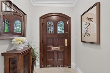 58 OLD FOREST HILL ROAD Toronto (Forest Hill South) Ontario photo 3
