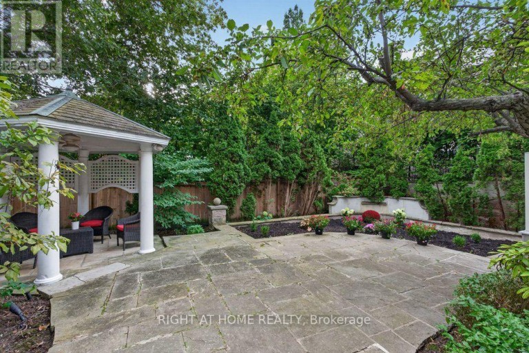 58 OLD FOREST HILL ROAD, Toronto (Forest Hill South), Ontario, M5P2R2