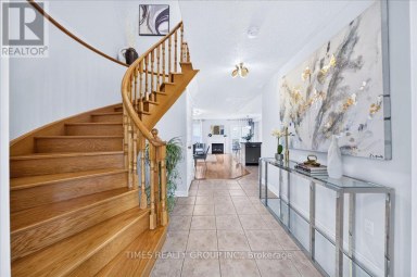 224 WESTWAY CRESCENT Vaughan (Concord) Ontario photo 11