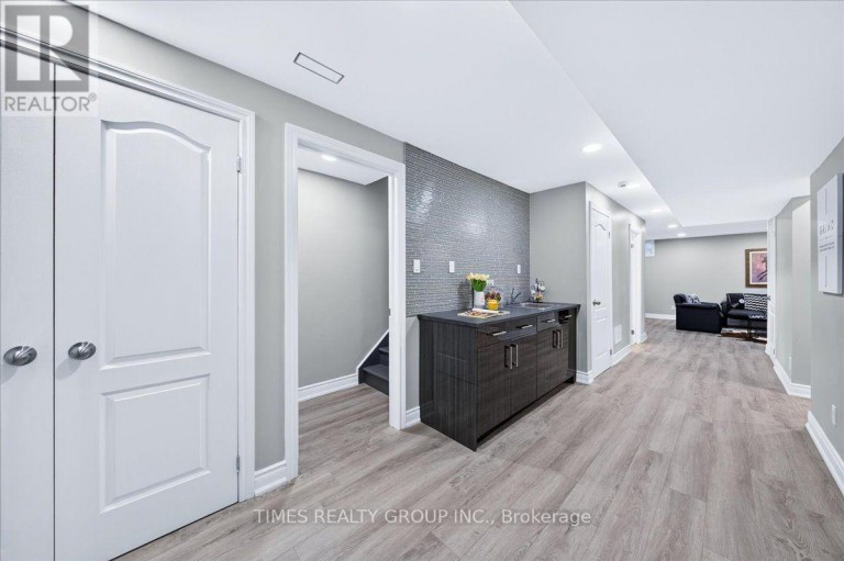 224 WESTWAY CRESCENT, Vaughan (Concord), Ontario, L4K5S9