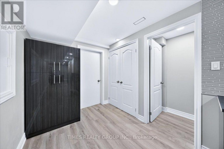 224 WESTWAY CRESCENT, Vaughan (Concord), Ontario, L4K5S9