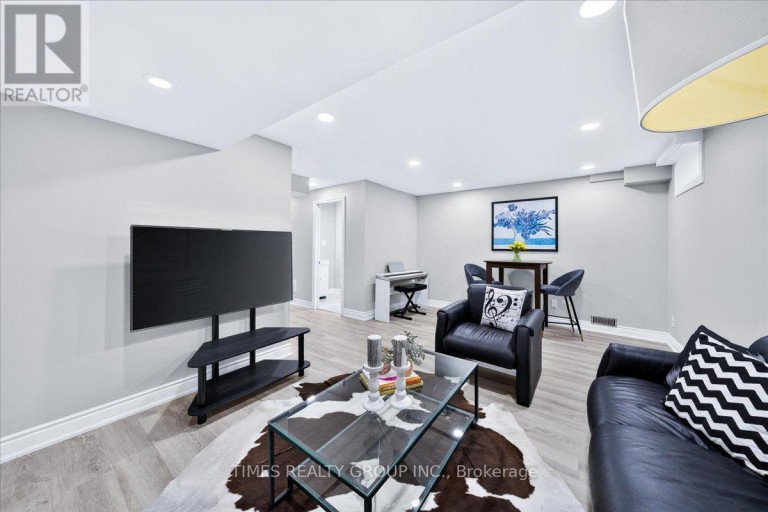 224 WESTWAY CRESCENT, Vaughan (Concord), Ontario, L4K5S9