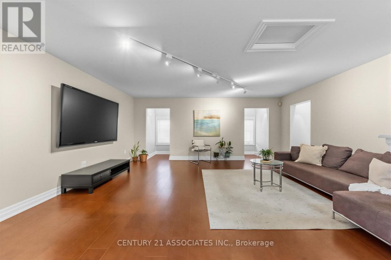 29 BLACK DIAMOND CRESCENT, Brampton (Credit Valley), Ontario, L6X1A2