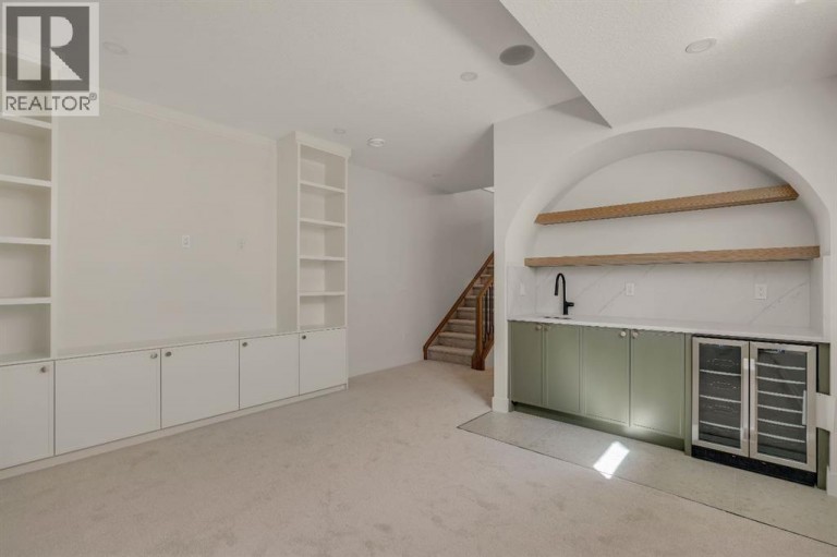 2022 36 Street SW, Calgary, Alberta, T3E2Z1