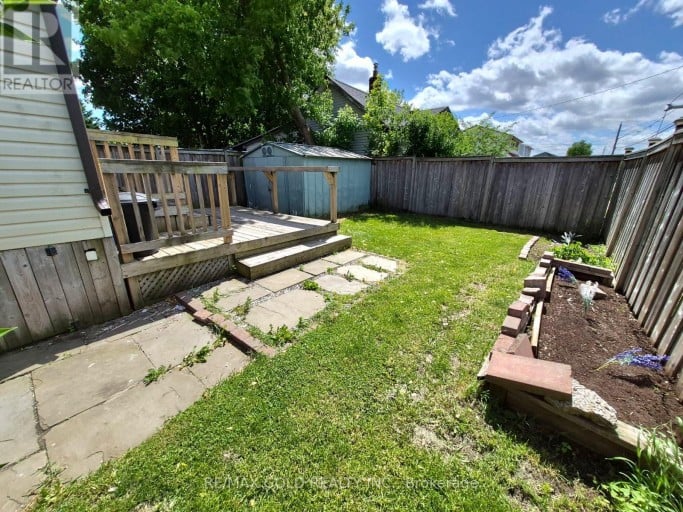 784 DOUGLAS STREET, Oshawa (Lakeview), Ontario, L1H5C9