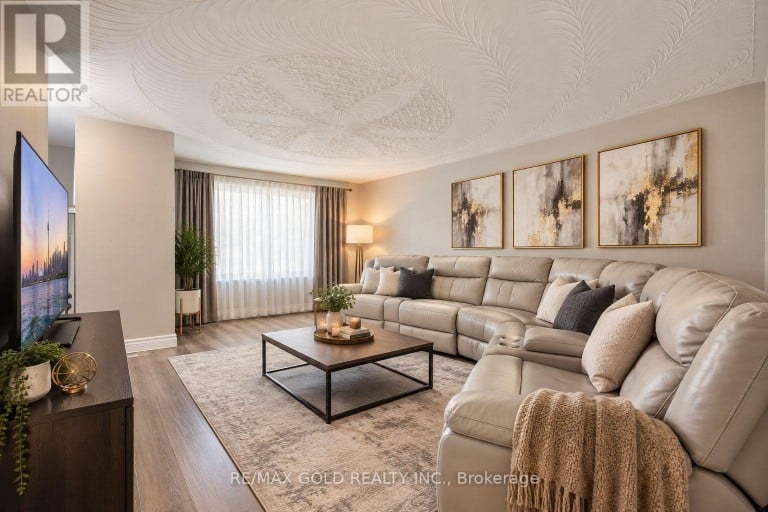 784 DOUGLAS STREET, Oshawa (Lakeview), Ontario, L1H5C9