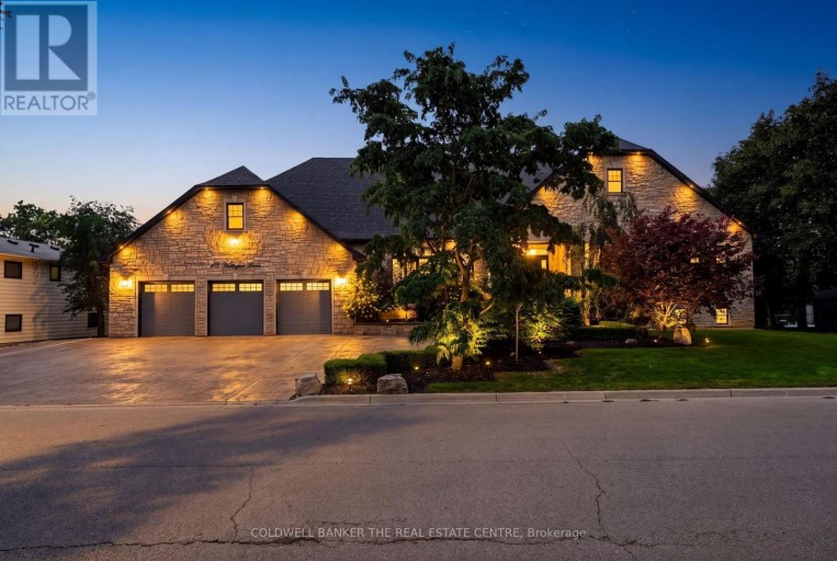 43 WELLINGTON STREET, King (Nobleton), Ontario, L0G1N0