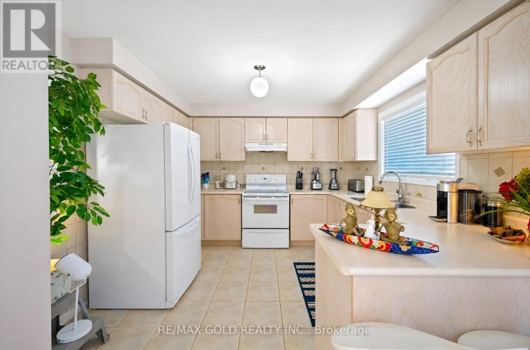 19 FLORENCE DRIVE, Brampton (Fletcher's Meadow), Ontario, L7A2M4