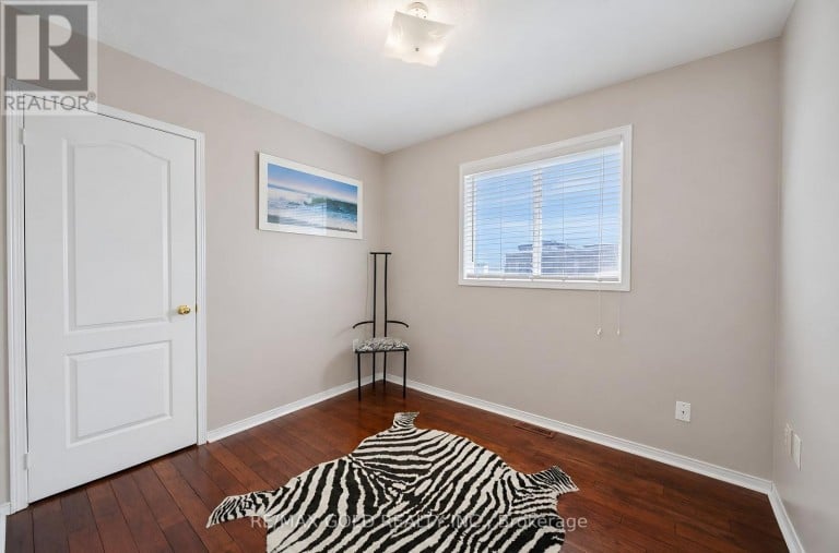 19 FLORENCE DRIVE, Brampton (Fletcher's Meadow), Ontario, L7A2M4