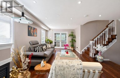 19 FLORENCE DRIVE Brampton (Fletcher's Meadow) Ontario photo 8