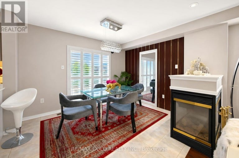 19 FLORENCE DRIVE, Brampton (Fletcher's Meadow), Ontario, L7A2M4