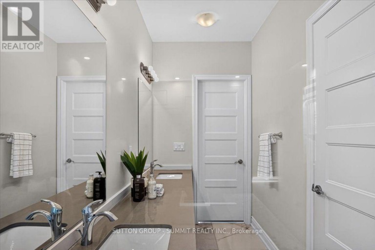 3469 POST ROAD, Oakville (GO Glenorchy), Ontario, L6H0Y9