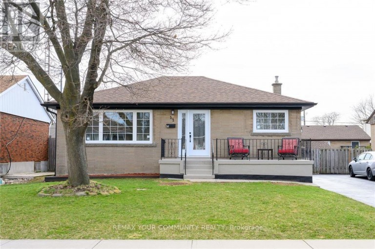 UPPER - 52 ELLIOTT AVENUE, Hamilton (Huntington), Ontario, L8T2H8