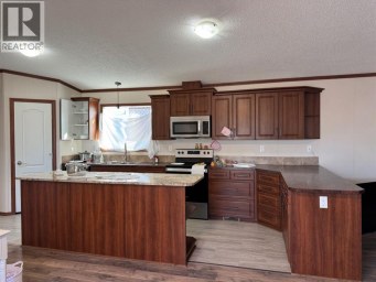 4515 51 Street Rycroft Alberta photo 4
