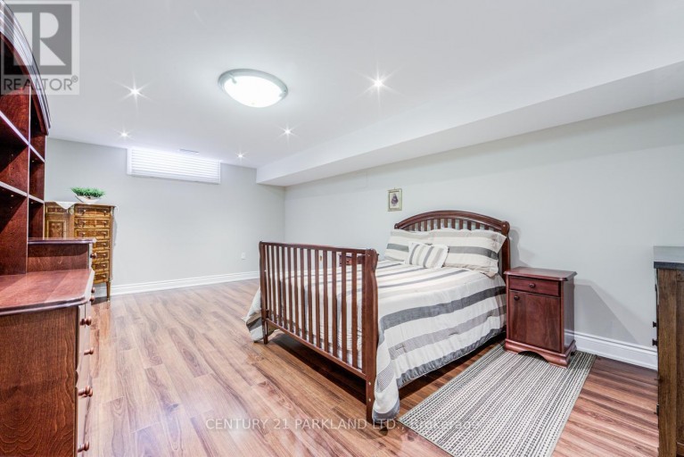 80 GLENAYR ROAD, Richmond Hill (Bayview Hill), Ontario, L4B2V5