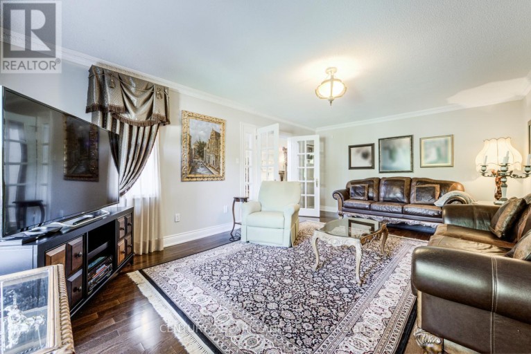 80 GLENAYR ROAD, Richmond Hill (Bayview Hill), Ontario, L4B2V5