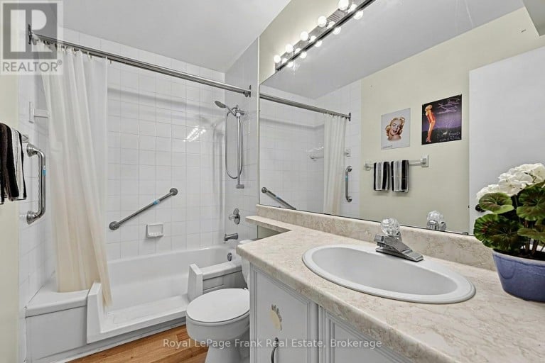 # 21 - 21 LAGUNA PARKWAY, Ramara (Brechin), Ontario, L0K1B0