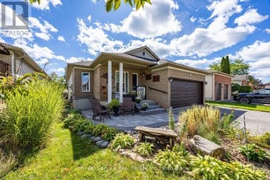 25 HUFFMAN AVENUE Port Hope Ontario photo 3