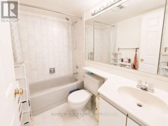 2006 - 285 ENFIELD PLACE Mississauga (City Centre) Ontario photo 14