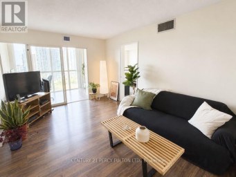 2006 - 285 ENFIELD PLACE Mississauga (City Centre) Ontario photo 2