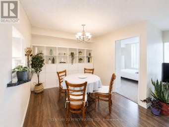 2006 - 285 ENFIELD PLACE Mississauga (City Centre) Ontario photo 5
