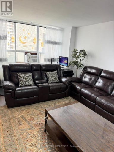 716 - 370 DIXON ROAD, Toronto (Kingsview Village-The Westway), Ontario, M9R1T2
