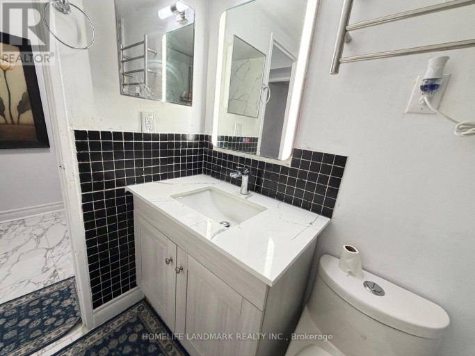 716 - 370 DIXON ROAD, Toronto (Kingsview Village-The Westway), Ontario, M9R1T2