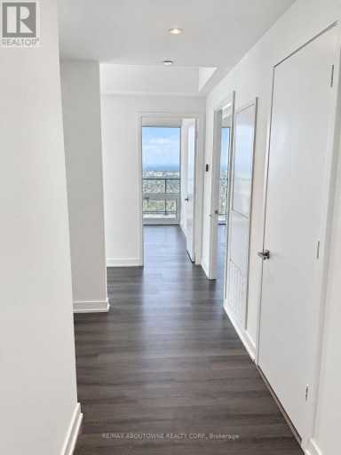 7402 - 448 BURNHAMTHORPE ROAD W, Mississauga (City Centre), Ontario, L5B0R4