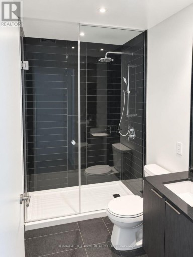 7402 - 448 BURNHAMTHORPE ROAD W, Mississauga (City Centre), Ontario, L5B0R4
