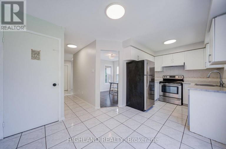 2032 GLENADA CRESCENT, Oakville (WC Wedgewood Creek), Ontario, L6H4M5