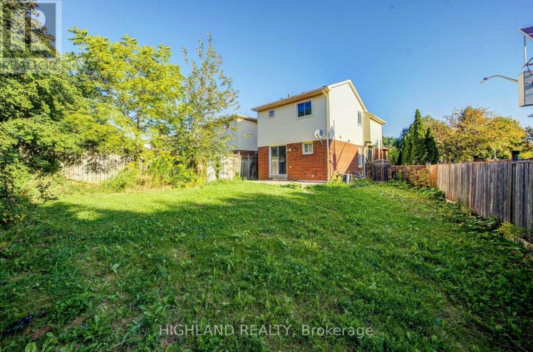 2032 GLENADA CRESCENT, Oakville (WC Wedgewood Creek), Ontario, L6H4M5