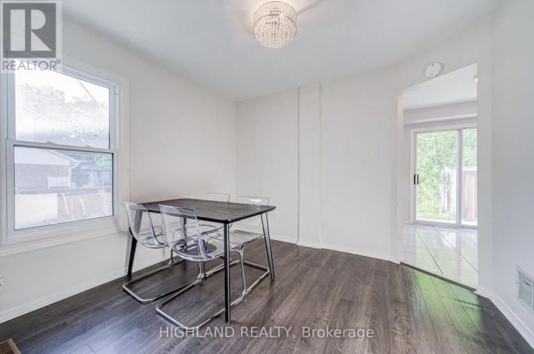 2032 GLENADA CRESCENT, Oakville (WC Wedgewood Creek), Ontario, L6H4M5