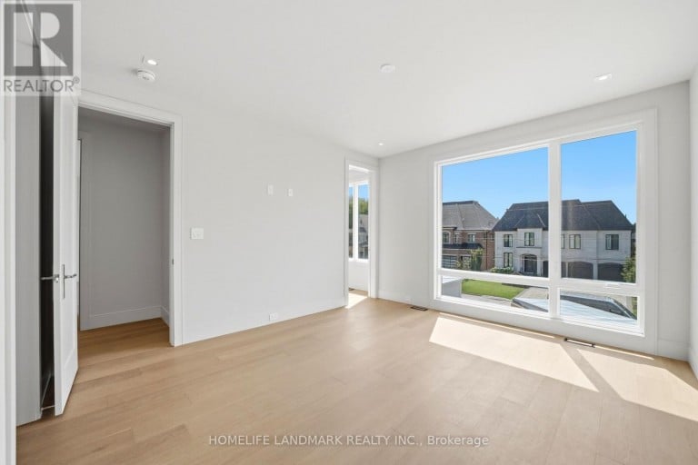 88 DUNCAN ROAD, Richmond Hill (Langstaff), Ontario, L4C6J7